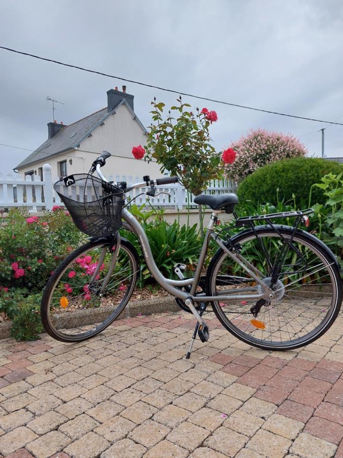 TY ANN maison avec jardin clos de mur, à proximité des commerces et à 3km des plages Penvénan Extérieur photo