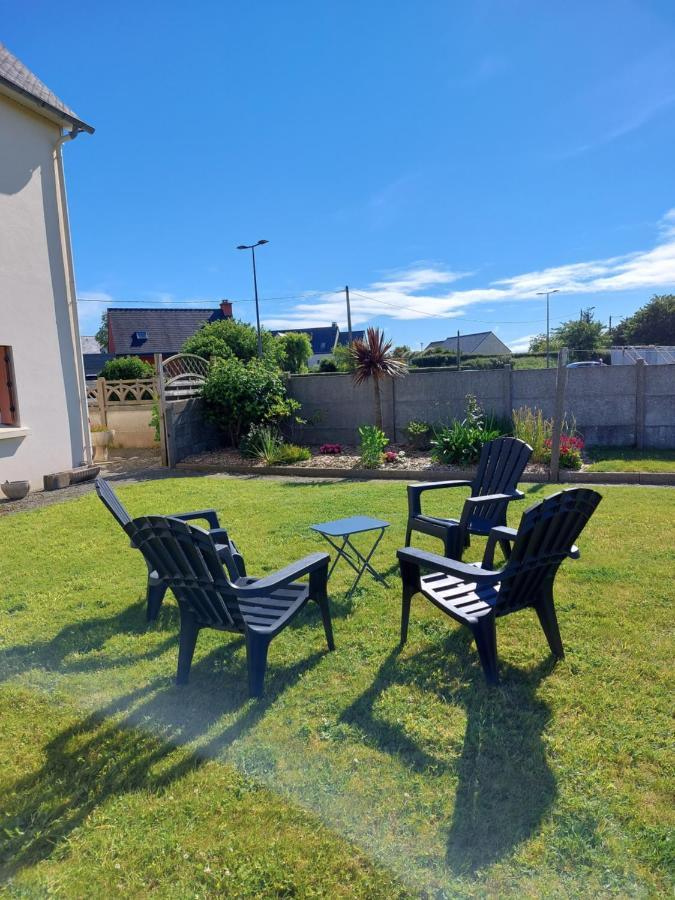 TY ANN maison avec jardin clos de mur, à proximité des commerces et à 3km des plages Penvénan Extérieur photo