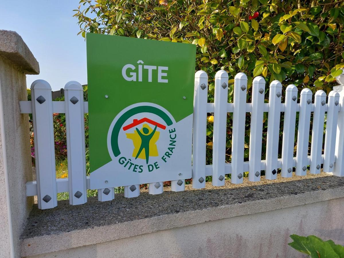 TY ANN maison avec jardin clos de mur, à proximité des commerces et à 3km des plages Penvénan Extérieur photo